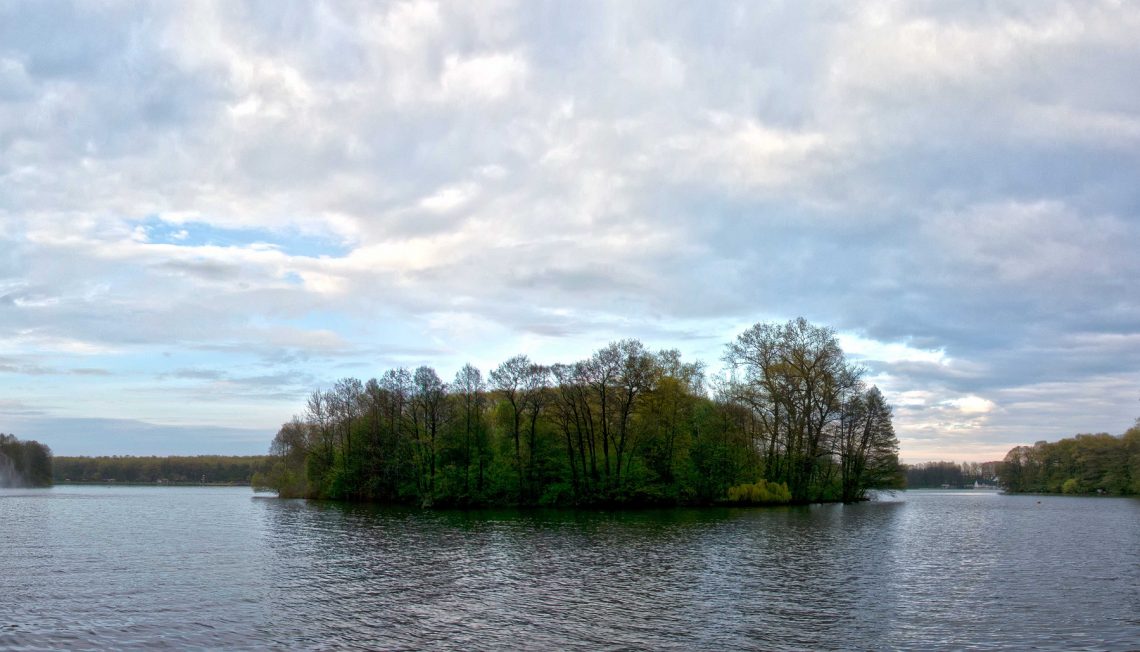 Комсомольское озеро в Парке Победы, Минск